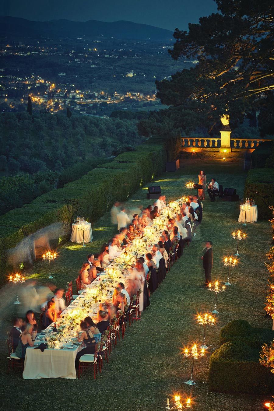 Cena privata VIVO Club a Milano, atmosfera dolce vita a lume di candela